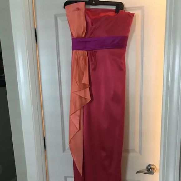 Xeniya strapless satin dress - Picture 1 of 6
